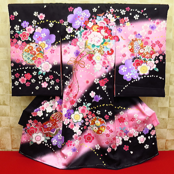 初着・祝着・のしめ・花車と毬・舞い桜・黒ピンクぼかし