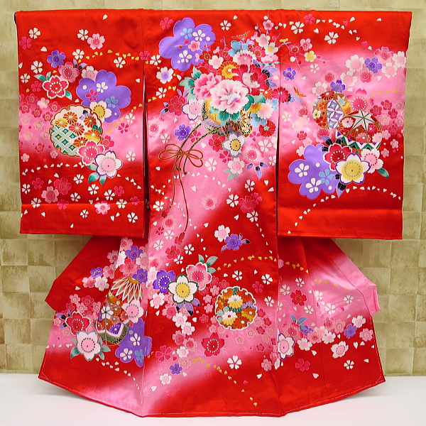 初着・祝着・のしめ 花車と毬・舞い桜・赤ピンクぼかし