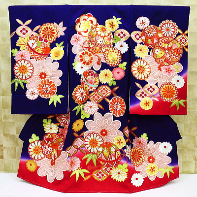 お祝い着・初着・のしめ お宮参り着物 毬に花紋・金駒刺繍・紫赤ぼかし