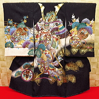 お祝い着・初着・のしめ 兜・松・縁起物・黒・ベージュぼかし