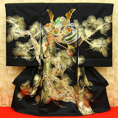 お祝い着・初着・のしめ お宮参り着物 兎と宝尽くし・黒・紗綾型綸子地文様