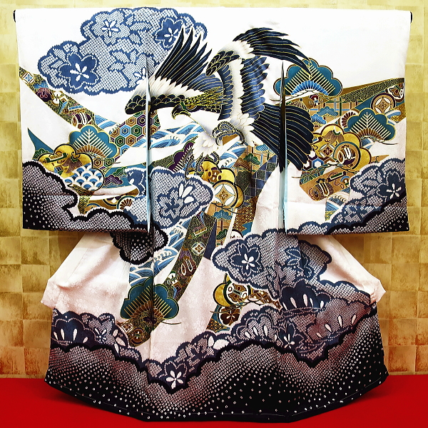初着・祝着・のしめ・赤ちゃんの着物 雲どりに飛翔鷹・縁起物・白