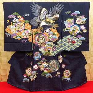 【新品】お宮参り　七五三　男の子　黒　金コマ刺繍　疋田絞り柄　タカ　松