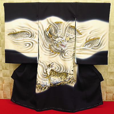 初着・祝着・のしめ・赤ちゃんの着物 龍と虎・京友禅