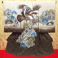 お祝い着・初着・のしめ　お宮参り着物  飛翔鷹に縁起物・茶ベージュ